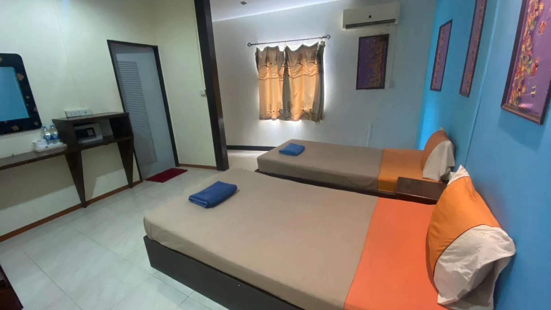 Hotel Pak Klong Room For Rent Phi Phi Don